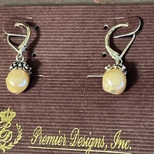 Premier Designs Silvertone Baroque Faux Pearl Dangle Leverback Earrings 1 1/4"